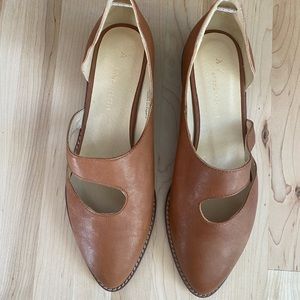 Anthropologie Sasha Cut-Out Flats, size 8